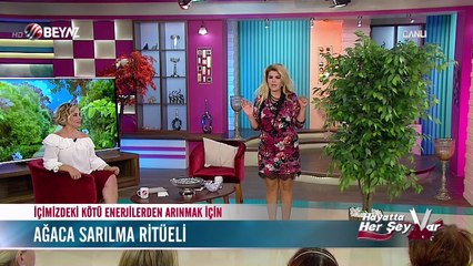 Merakla beklenen ağaca sarılma ritüelini Nuray Sayarı uygulamalı olarak anlattı!