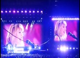 Singer Taylor Swift Deliver Knockout Performance In Concert