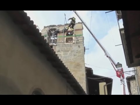 Accumoli (RI) - Terremoto, lavori alla Torre Campanara (21.10.16)