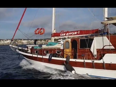 Lecce - 120 migranti sbarcano a Leuca, ci sono donne e bambini (24.10.16)