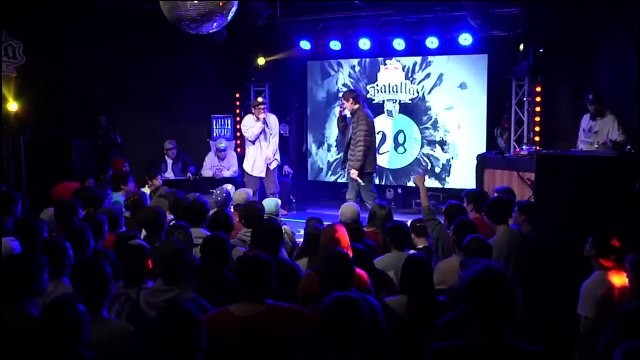 DEGO vs NEEIZ - Octavos – Semifinal Concepción (Chile) 2016 - Red Bull Batalla de los Gallos
