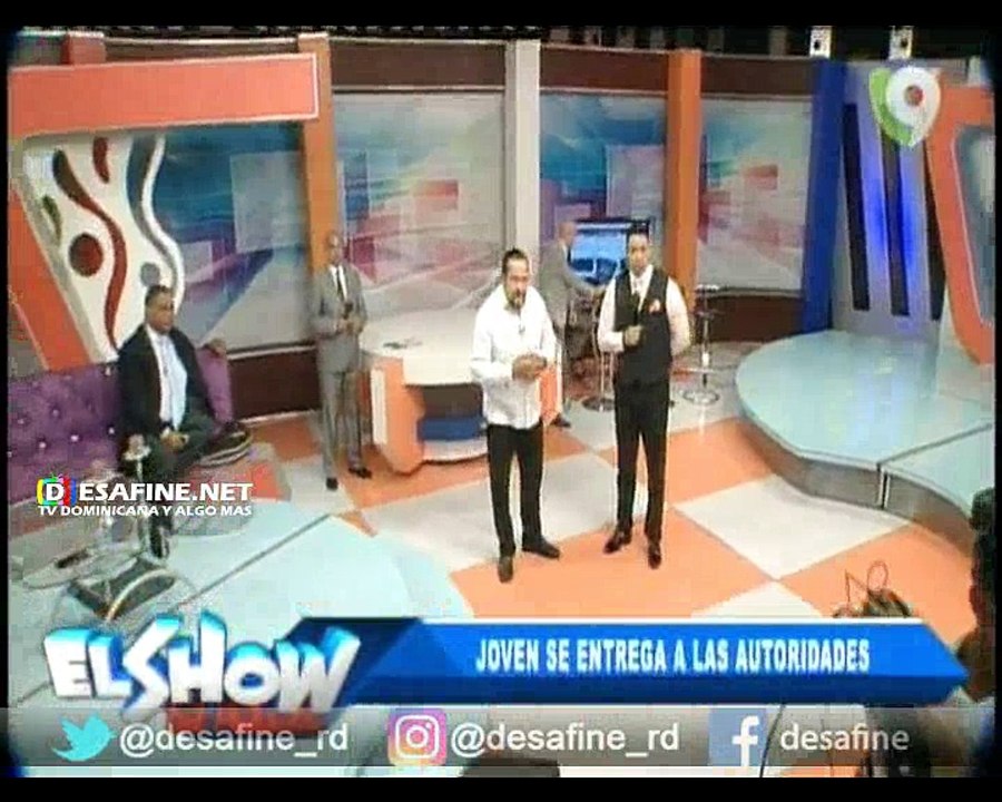 Se entrega joven acusado de asesinato a la policía en el Show Del mediodía