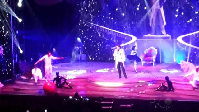 Филипп Киркоров, Шоу Я Берлин, 18.10.16. Бисовка (видео PhKdigest)