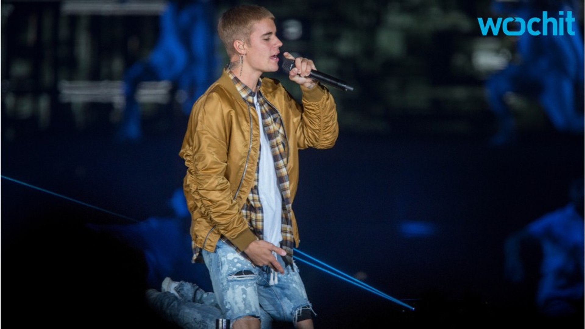 ⁣Concert Video Shows Justin Bieber Walking Off Stage