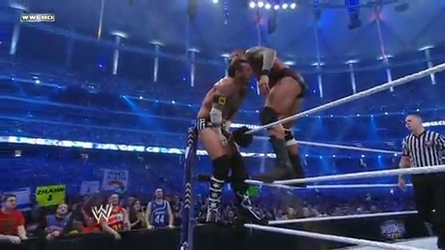 CM Punk vs Randy Orton-Wrestlemania XXVII