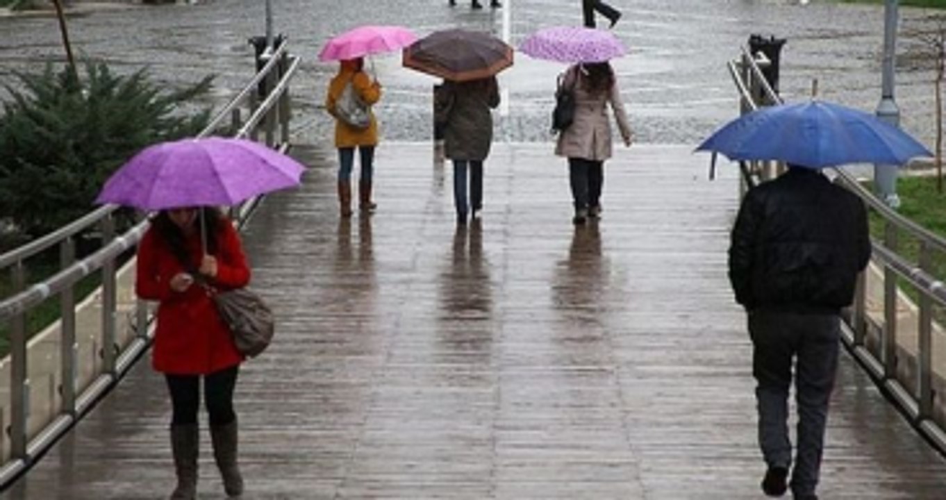 Kar Yağışı ile Birlikte Hava Sıcaklığı 4 İla 6 Derece Azalacak