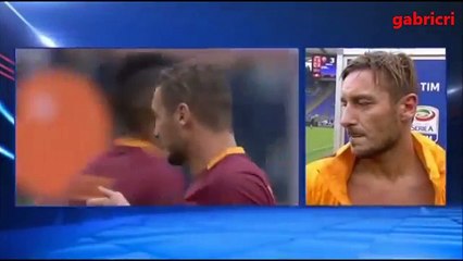 Totti sfotte Del Piero ... diciamo
