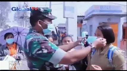 Erupsi Gunung Sinabung, Warga Brastagi Dapat Masker Gratis