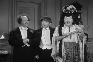 The Three Stooges - S 12 E 5 - Micro-Phonies