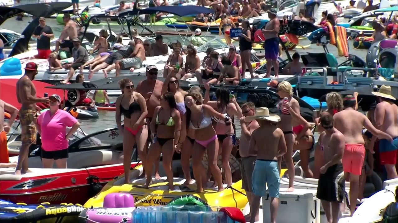 Everything's Bigger in Texas - Even the Dives | Cliff Diving World Series 2016