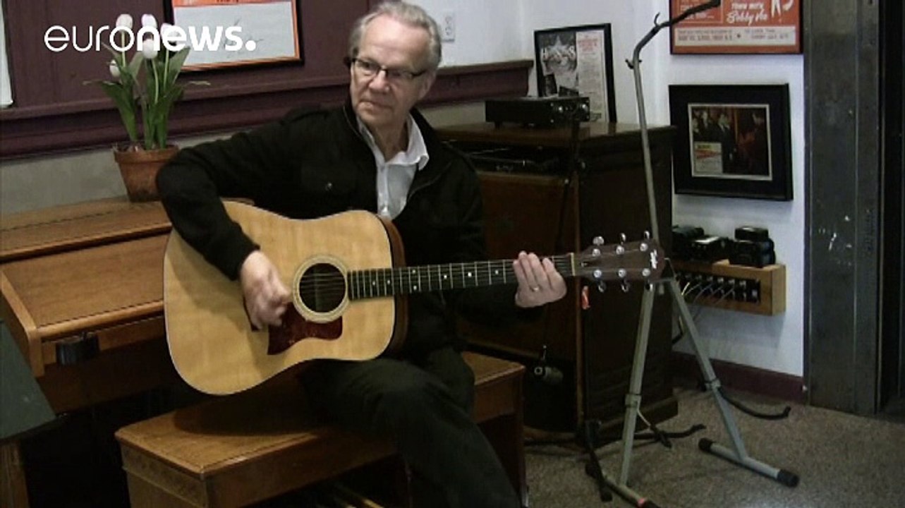 Buddy Hollys Tod machte ihn berühmt: Popstar Bobby Vee gestorben