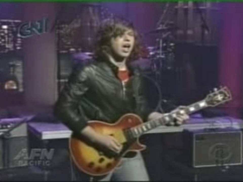 Kings of leon - mollys chambers (live on letterman-10-09-200