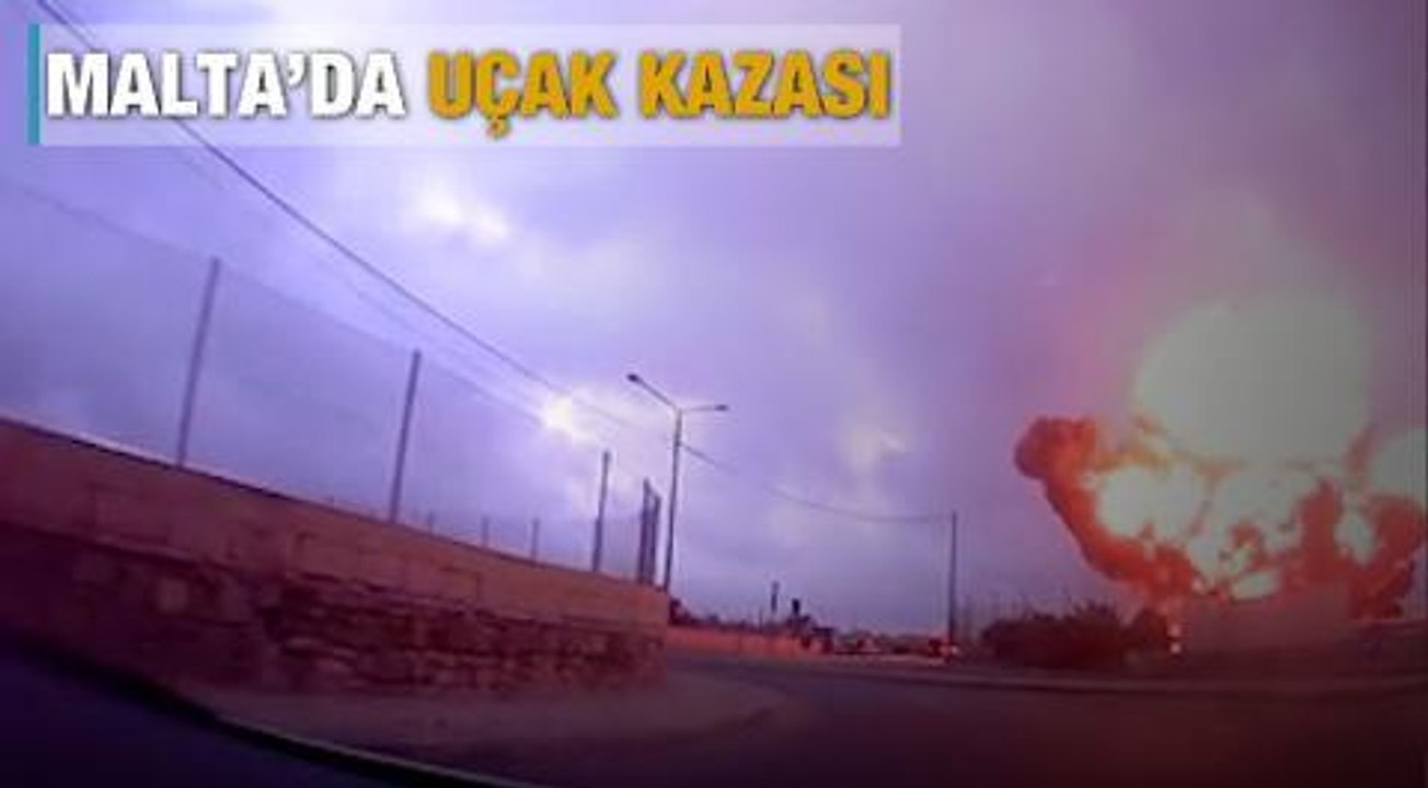Malta'da uçak düştü