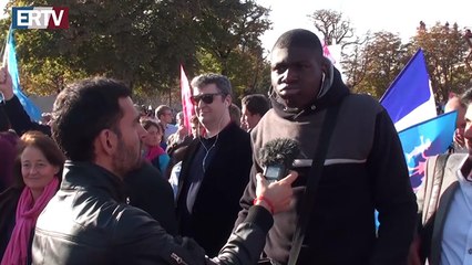 Un homme un peu perdu lors de la Manif pour tous