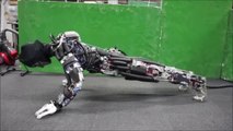 Japon : Kengoro, le robot qui pompe et transpire !