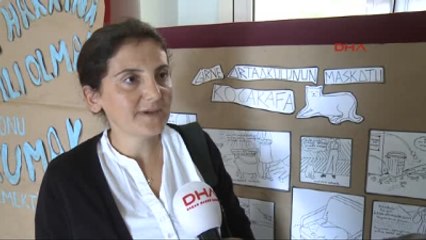 Izmir Okulun Maskotu 'Kocakafa' Öğrencilere Hayvan Sevgisini Aşılıyor