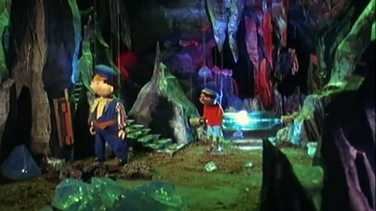 Jim Knopf und die Wilde 13   -  Teil  3 -   Von der Wüste nach China