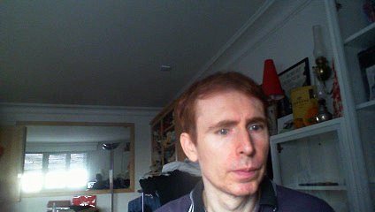 Wiwi égratigne "fidèle au poste" de Dry