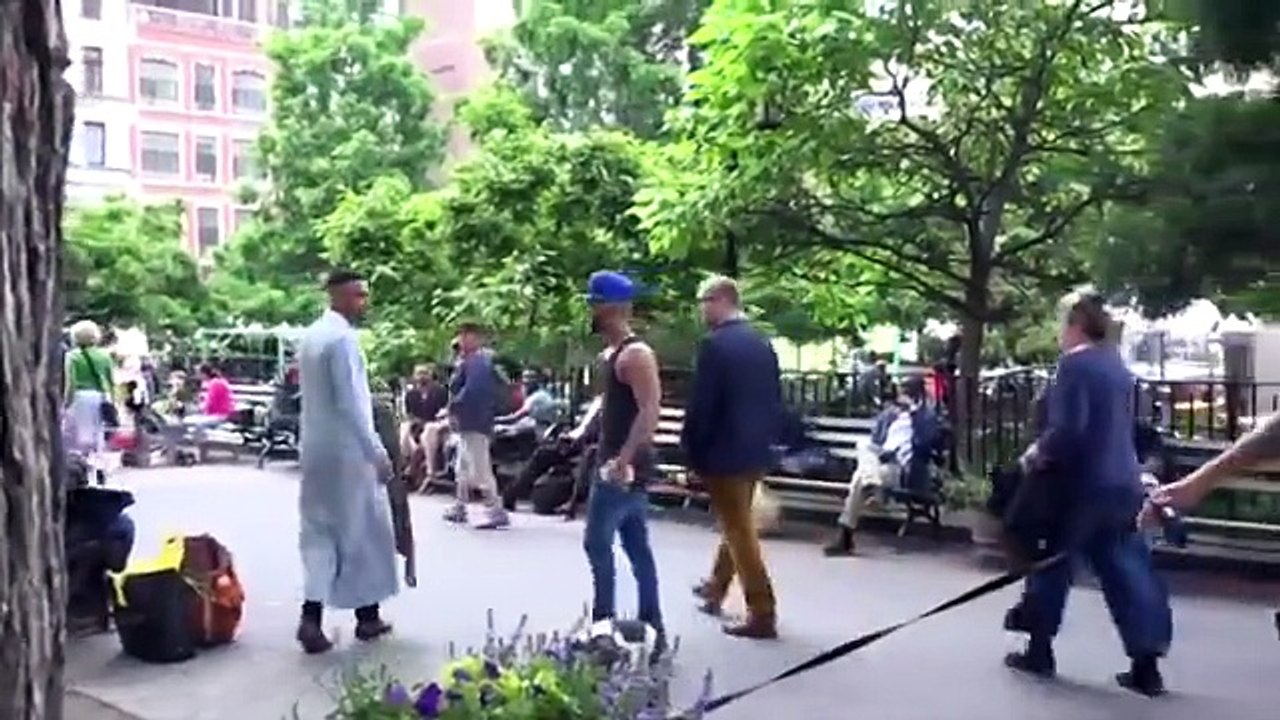 Non-Muslim Harassed In Pakistan (Social Experiment!!)