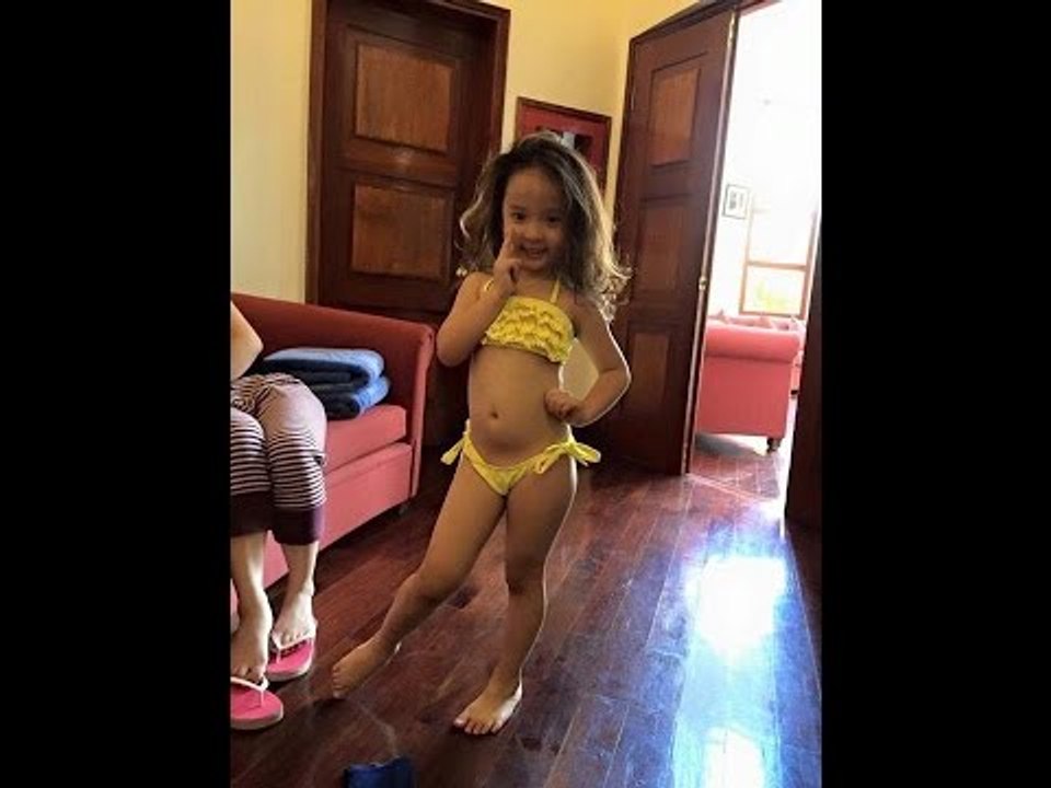 Phát sốt khi Bé Nhím "Bố ơi, mình đi đâu thế" đáng yêu bên Bố Hồng Đăng.