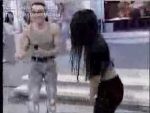 jean-claude vandamme a une érection..derapage tv