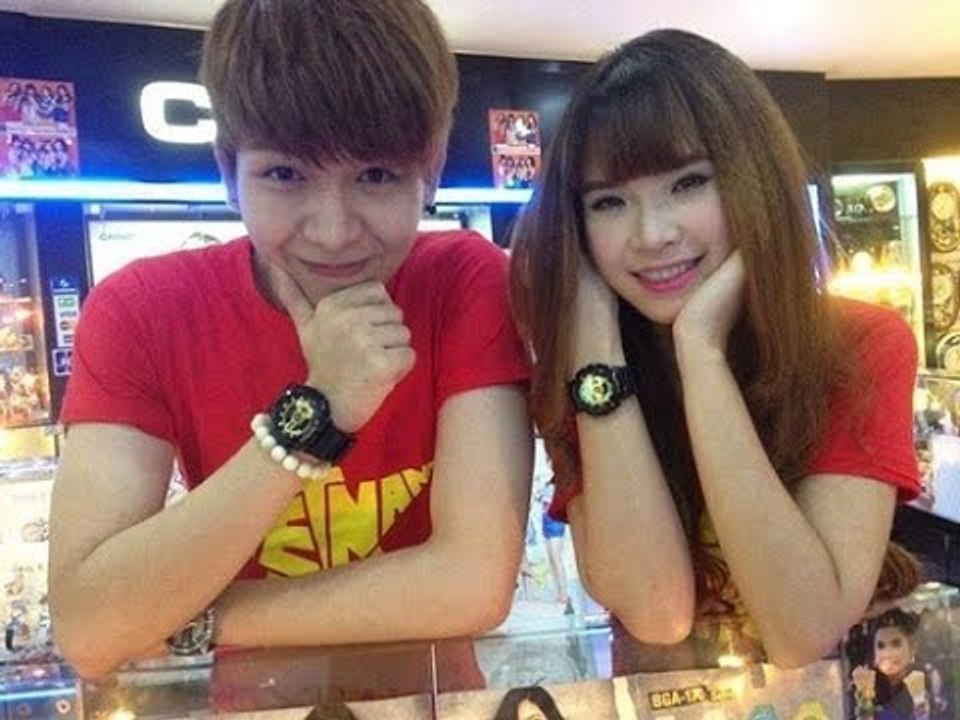 Khởi My và Kelvin Khánh  loạt ảnh chụp lén tình tứ nơi công cộng Part 4