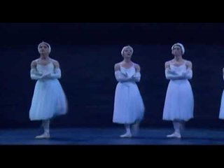 Il Teatro della Regina di Cattolica apre con i LES BALLETS TROCKADERO