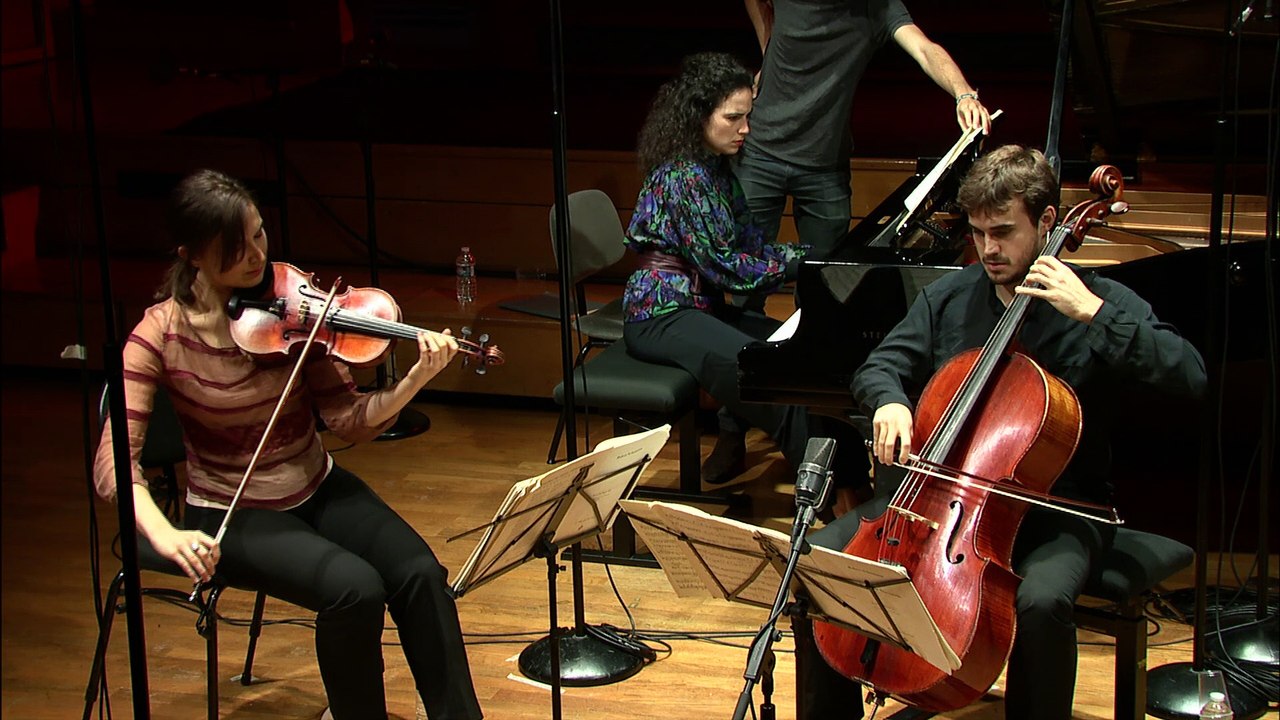 Robert Schumann :  Trio pour piano et cordes n° 3 en sol mineur op. 110 par le Trio Karenine