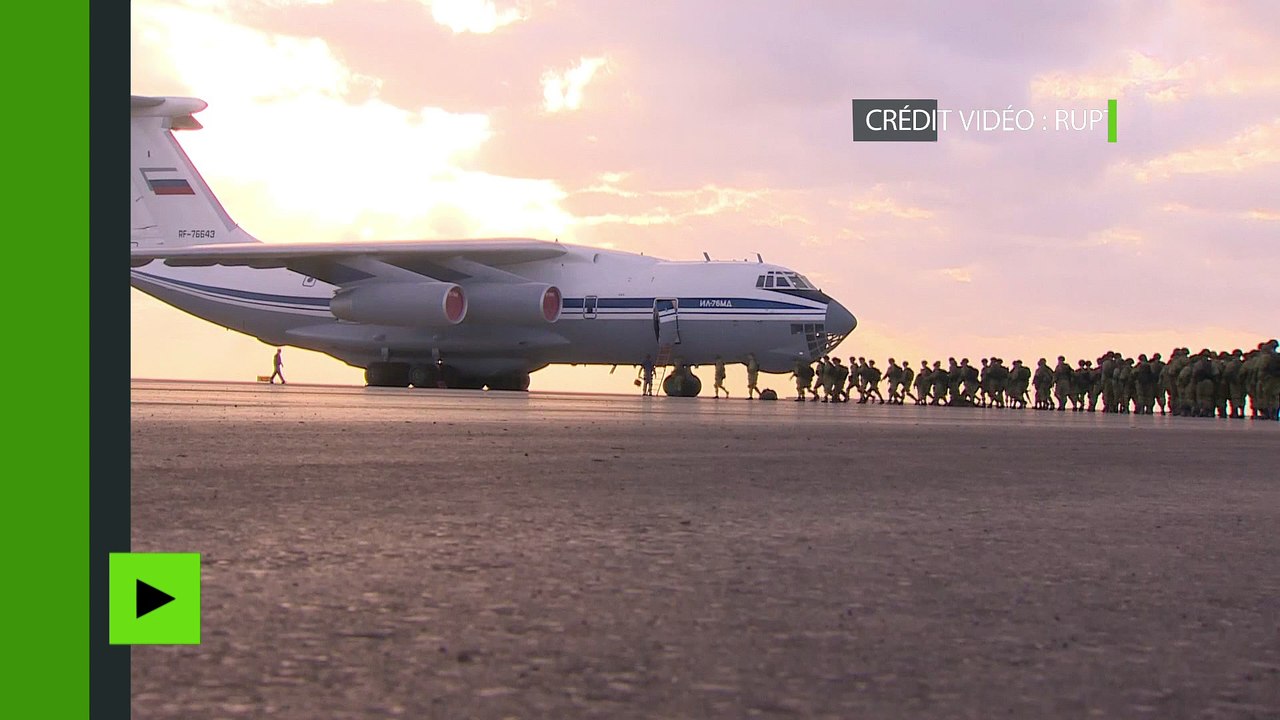Entraînement militaire russo-égyptien : des sauts en parachute impressionnants au cœur de l’Afrique