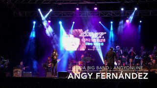 Angy canta “Lady Marmalade” de Christina Aguilera, en el concierto con la banda Onda Big Band