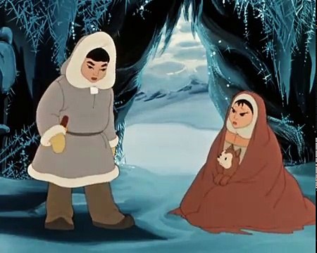 В яранге горит огонь