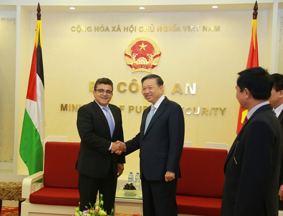 Bộ trưởng Tô Lâm tiếp Đại sứ Iran, Palestine và Qatar