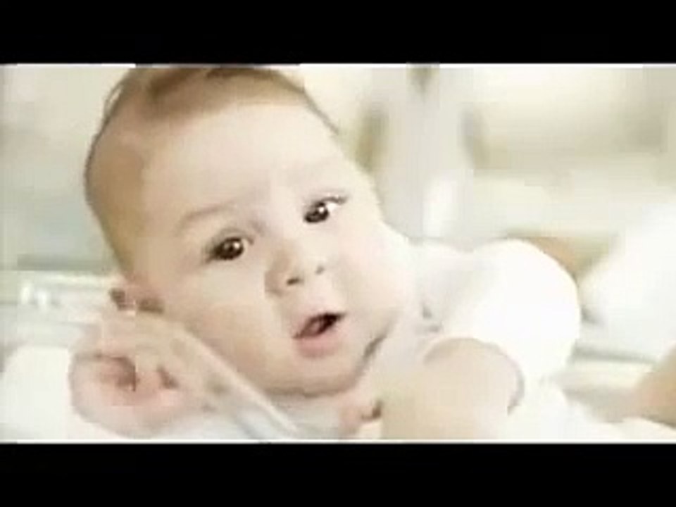 Whatsapp Masti ~ Beautiful nurse feed a baby funny video