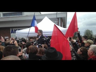 Jean-Luc Mélenchon en visite de soutien aux salariés d'Åkers Berlaimont