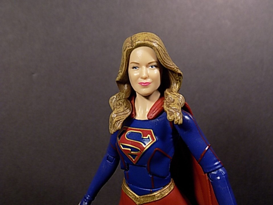 DC COMICS MULTIVERSE CW SUPERGIRL ACTION FIGURE REVIEW (RAW)