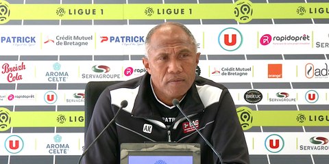 Le point-presse d'Antoine Kombouaré avant BASTIA-GUINGAMP
