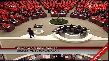 HDP'li Beştaş'tan kelepçeli tepki