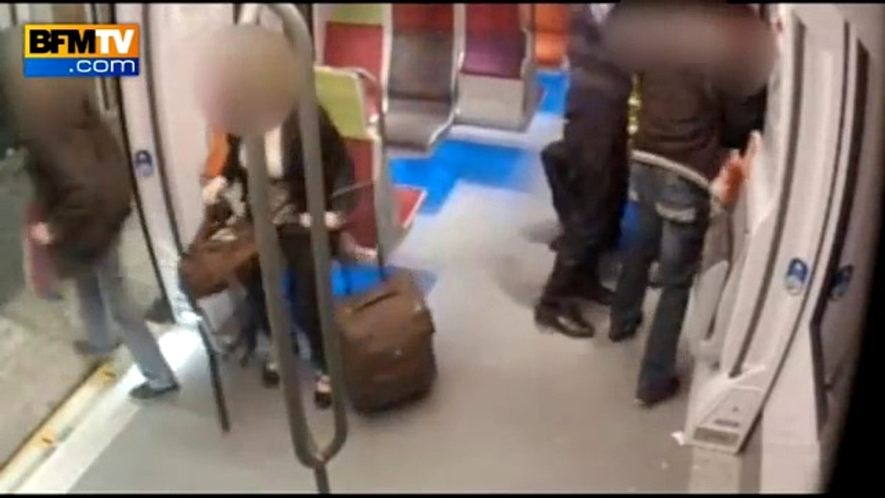 Dans Un Métro au Gare du Nord à Paris .