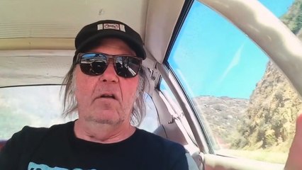Neil Young publicará 'Peace trail' en diciembre