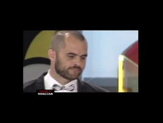 Si dukej Edi Rama kur mbante vath ne vesh