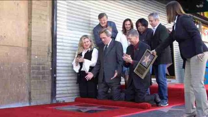 Hugh Laurie ya tiene su estrella en el Paseo de la Fama de Hollywood