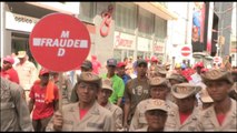Oficialistas reciben en multitudinaria marcha a Maduro tras gira en Asia
