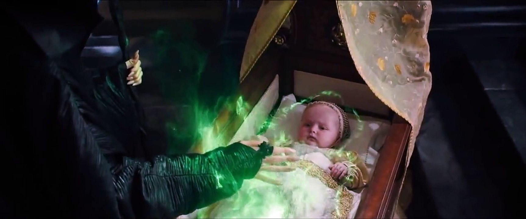 Maleficent Official Wings Trailer (2014) - Angelina Jolie Disney Movie HD (2) (2)