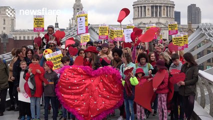 Lily Cole at refugee demonstration in London