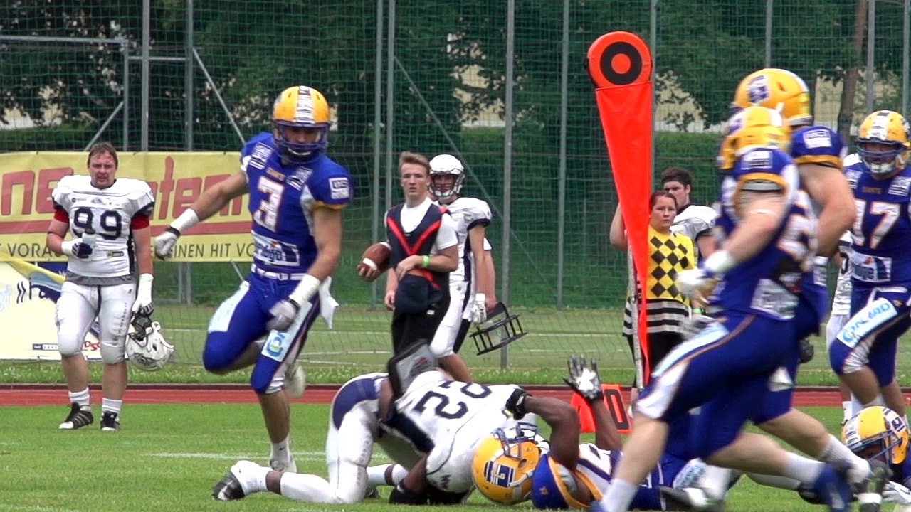 'SlowMoTuesday: Projekt Spielberg Graz Giants vs. Cineplexx Blue Devils - 25.6.2016