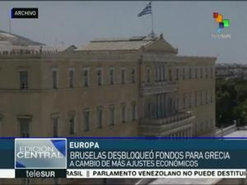 Bruselas desbloquea fondos para Grecia a cambio de más ajustes