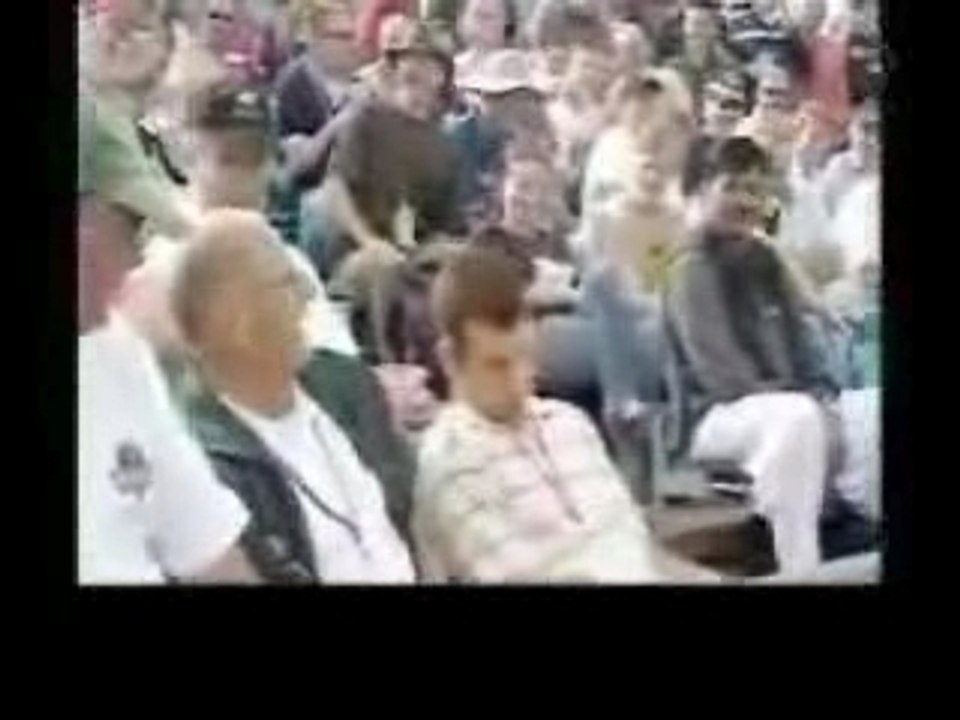 Baseball_game_sleepy