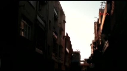 Adana'da Işid'li ve Canlı Bomba Oldukları Iddiasıyla Bir Eve Operasyon Düzenlendi 1