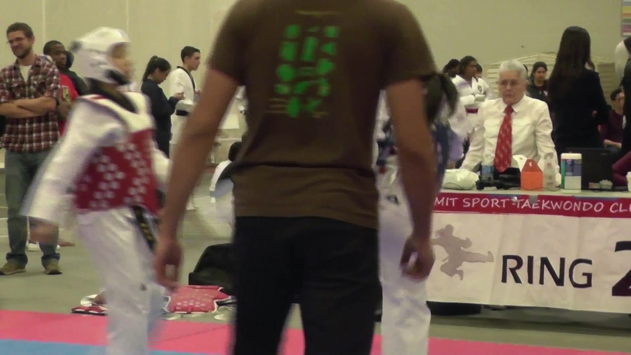 Lana Luong vs. Brown R2