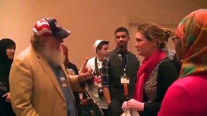 New Muslim Lucy Converts to Islam - Emotional